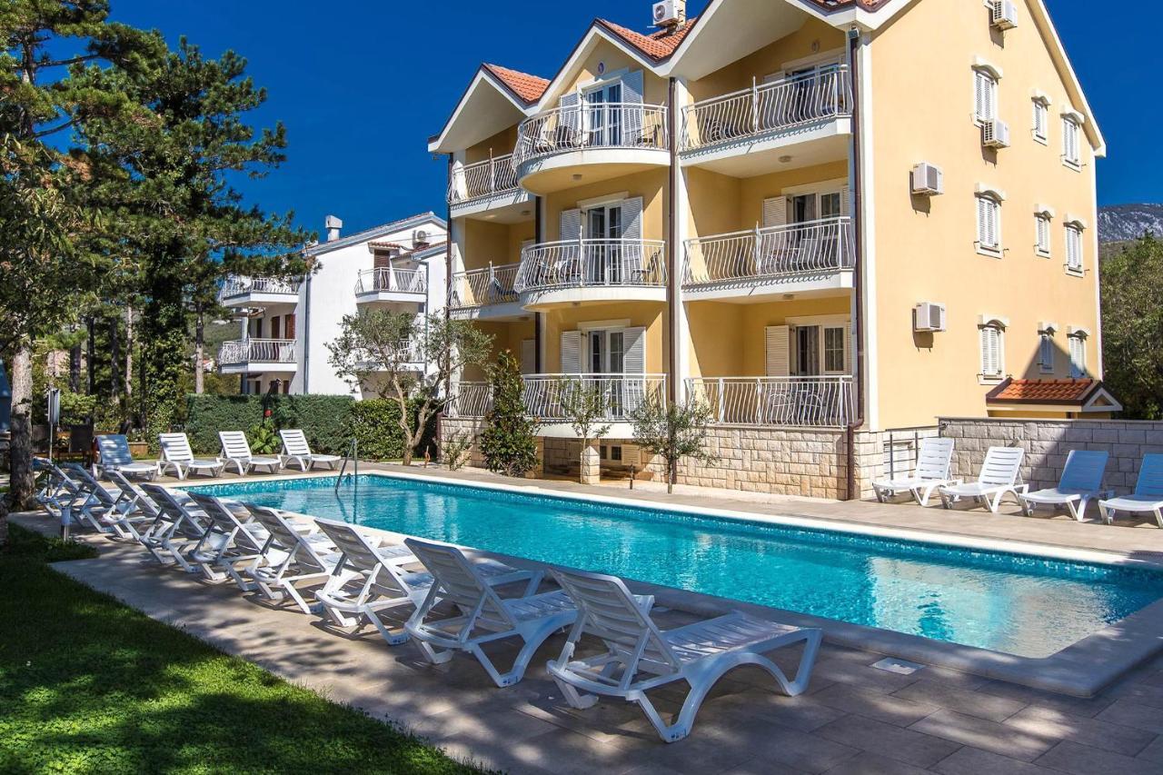 Apartments With A Swimming Pool Jadranovo, Crikvenica - 3238 Εξωτερικό φωτογραφία