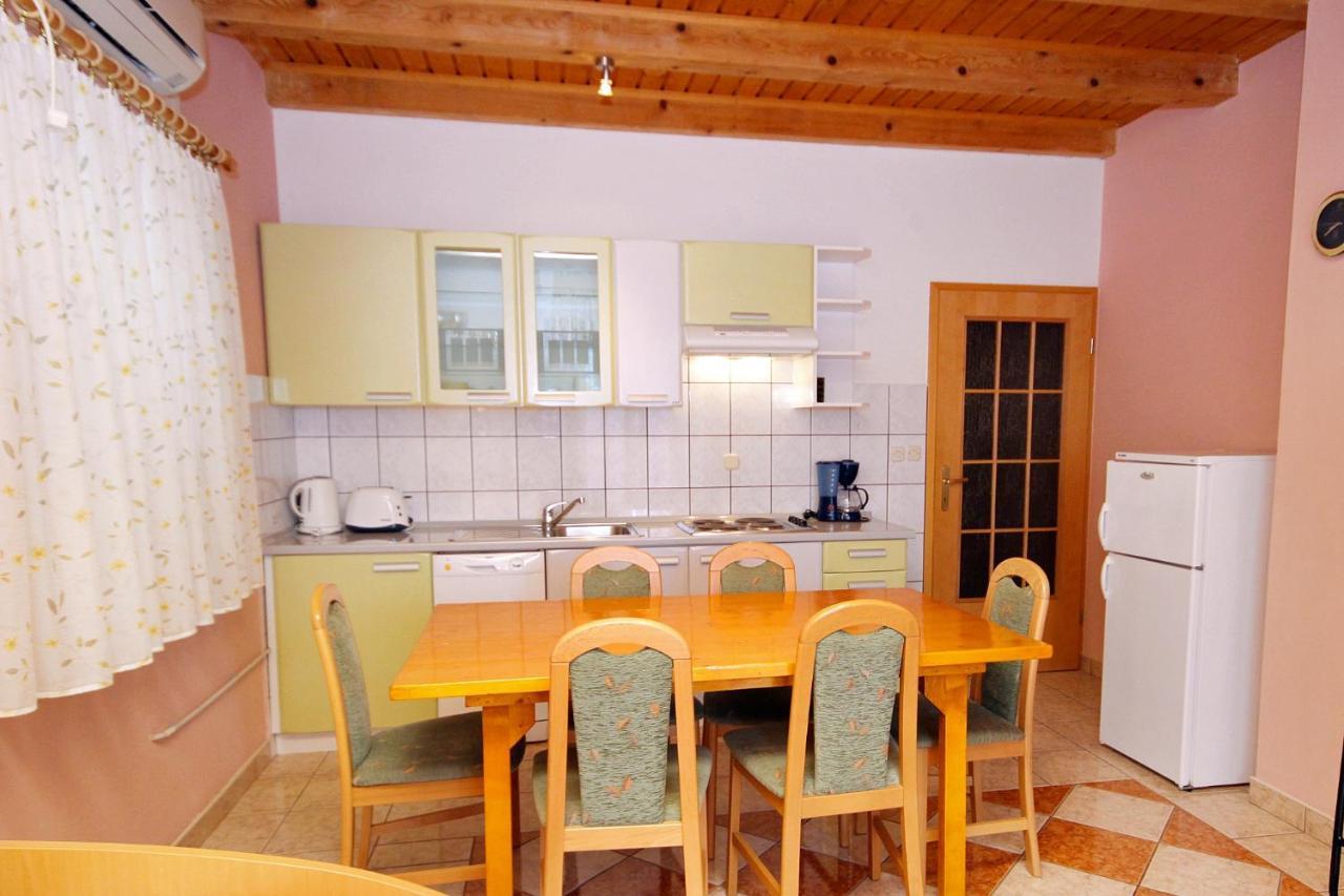 Apartments With A Swimming Pool Jadranovo, Crikvenica - 3238 Εξωτερικό φωτογραφία